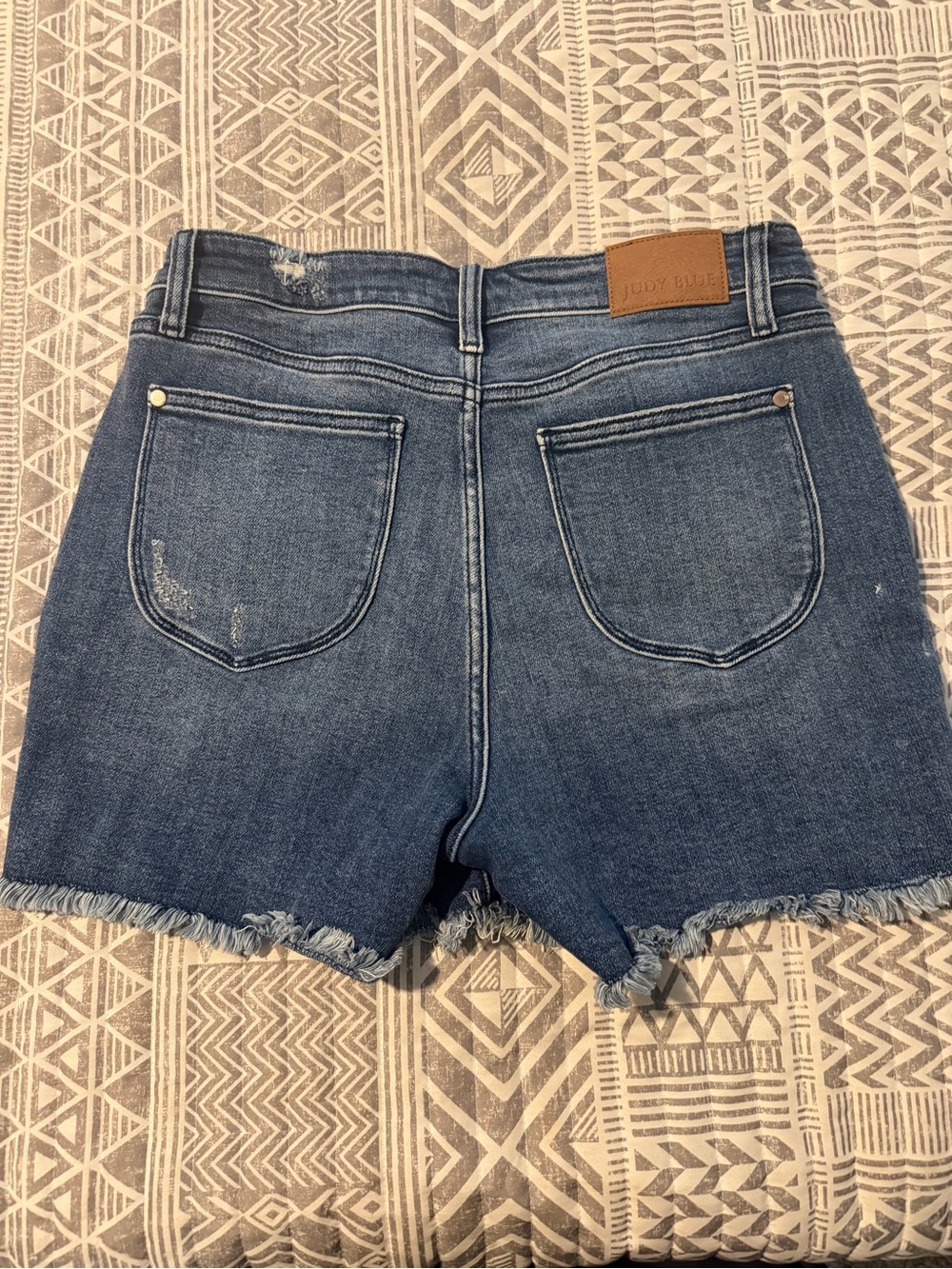 Judy Blue High Waist Tummy Control Distressed Fray Hem Jean Shorts in Blue Denim - Picture 2 of 4